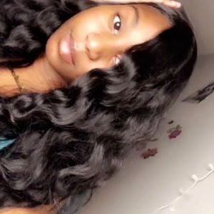 Meet your Posher, Madison